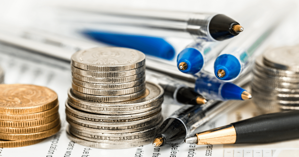 Should You Hire A Freelancer or a Professional Photo Editing Services Provider?