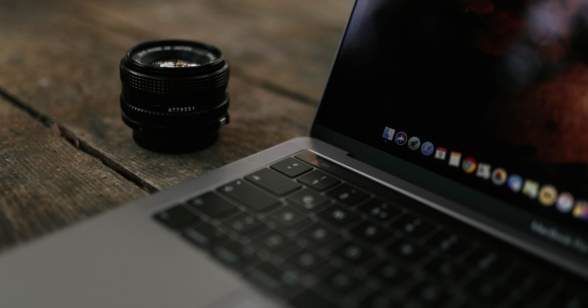 Top Reasons Why Family Photo Editing Services is A Must